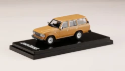 1/64 Hobby Japan Toyota LAND CRUISER 60 GX 1988 Beige