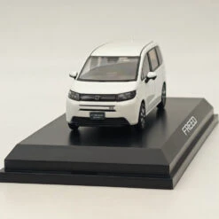 Hobby Japan 1/43 Honda FREED Platinum White Pearl HJ431009WP Diecast Model Car -Horizone 8d2a574f8eb1f1cb2a0fed8351123608