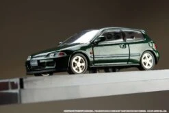 Hobby Japan 1:64 Honda Civic (EG6) SiR-S With Engine Display In Rosanne Green Pearl -Horizone HJ641017SG 03