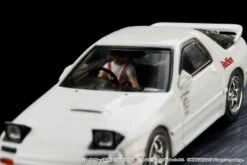 Hobby Japan 1/64 Mazda RX-7 (FC3S) RedSuns / Ryosuke Takahashi (Diorama Set) -Horizone HJ641043DW 07 bab75929 a124 490e 8aaa 9bd0bf7af0e2