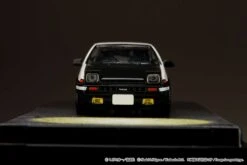 Hobby Japan 1:64 Toyota Sprinter Trueno (AE86) Initial D Final Version VS Shinji Inui -Horizone HJ641052DE 02
