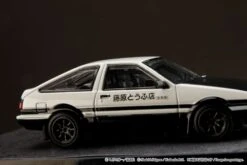Hobby Japan 1:64 Toyota Sprinter Trueno (AE86) Initial D Final Version VS Shinji Inui -Horizone HJ641052DE 04