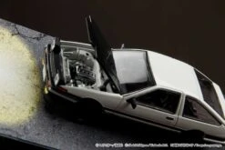 Hobby Japan 1:64 Toyota Sprinter Trueno (AE86) Initial D Final Version VS Shinji Inui -Horizone HJ641052DE 05