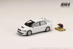 Hobby Japan 1:64 Mitsubishi Lancer GSR EVO 7 In Scotia White With Engine Display
