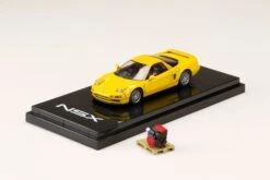 Hobby Japan 1:64 Honda NSX (NA2) 1997 Type S ZERO In Indy Yellow Pearl With Engine Display Model