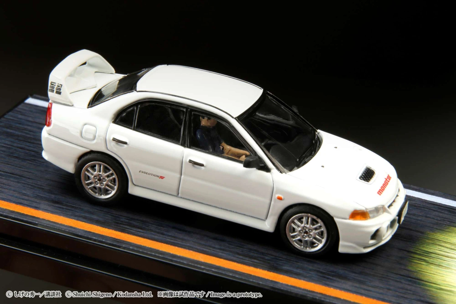 Hobby Japan 1:64 Mitsubishi Lancer RS Evolution Ⅳ / Initial D VS Takumi Fujiwara With Seiji Iwaki Figure 11 Hobby Japan 1:64 Mitsubishi Lancer RS Evolution Ⅳ / Initial D VS Takumi Fujiwara With Seiji Iwaki Figure - Image 11