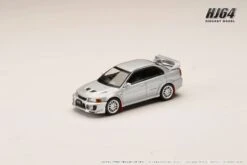Hobby Japan 1:64 Mitsubishi Lancer GSR EVO V 1998 With Mud Flap In Satellite Silver