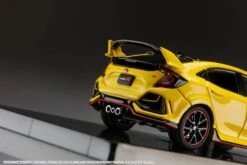 Hobby Japan 1:64 Honda Civic Type-R Limited Edition (FK8) 2020 With Engine Display Model In Sunlight Yellow II -Horizone HJ642055BY 02
