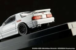 Hobby Japan 1:64 Mazda RX-7 (FC3S) Initial D VS Kyoichi Sudo With Ryosuke Takahashi Figure -Horizone HJ643043D 05