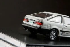 Hobby Japan 1:64 Toyota Sprinter Trueno GTV (AE86) In White With Engine Display Model 15 Hobby Japan 1:64 Toyota Sprinter Trueno GTV (AE86) In White With Engine Display Model -Horizone HJ644008AW 02