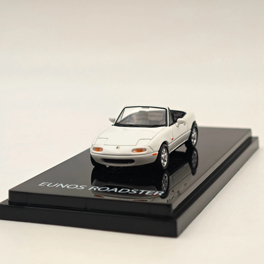1/64 Hobby JAPAN Mazda EUNOS ROADSTER NA6CE WITH TONNEAU COVER White HJ642025AW Diecast Models Car Limited Collection Auto Toys Gift 8 1/64 Hobby JAPAN Mazda EUNOS ROADSTER NA6CE WITH TONNEAU COVER White HJ642025AW Diecast Models Car Limited Collection Auto Toys Gift - Image 8