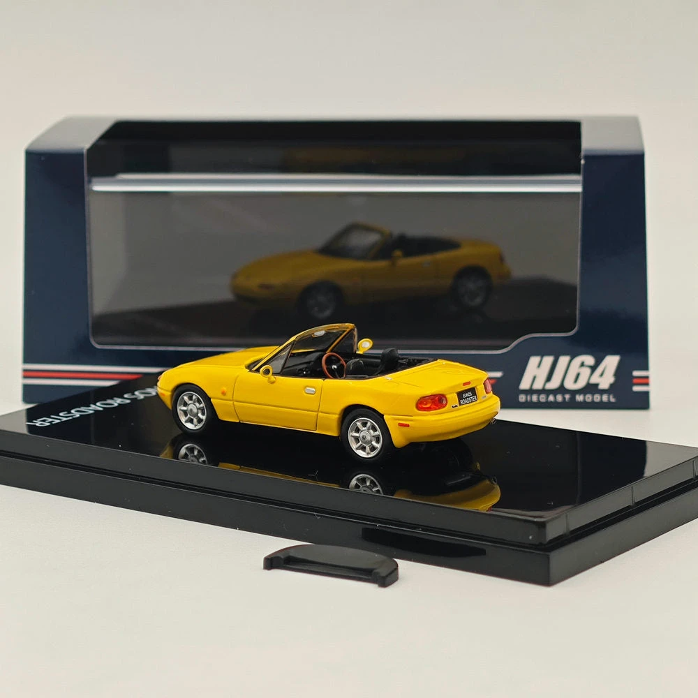 1/64 Hobby JAPAN Mazda EUNOS ROADSTER NA6CE WITH TONNEAU COVER Yellow HJ642025BY Diecast Models Car Limited Collection Auto Toys Gift 4 1/64 Hobby JAPAN Mazda EUNOS ROADSTER NA6CE WITH TONNEAU COVER Yellow HJ642025BY Diecast Models Car Limited Collection Auto Toys Gift - Image 4
